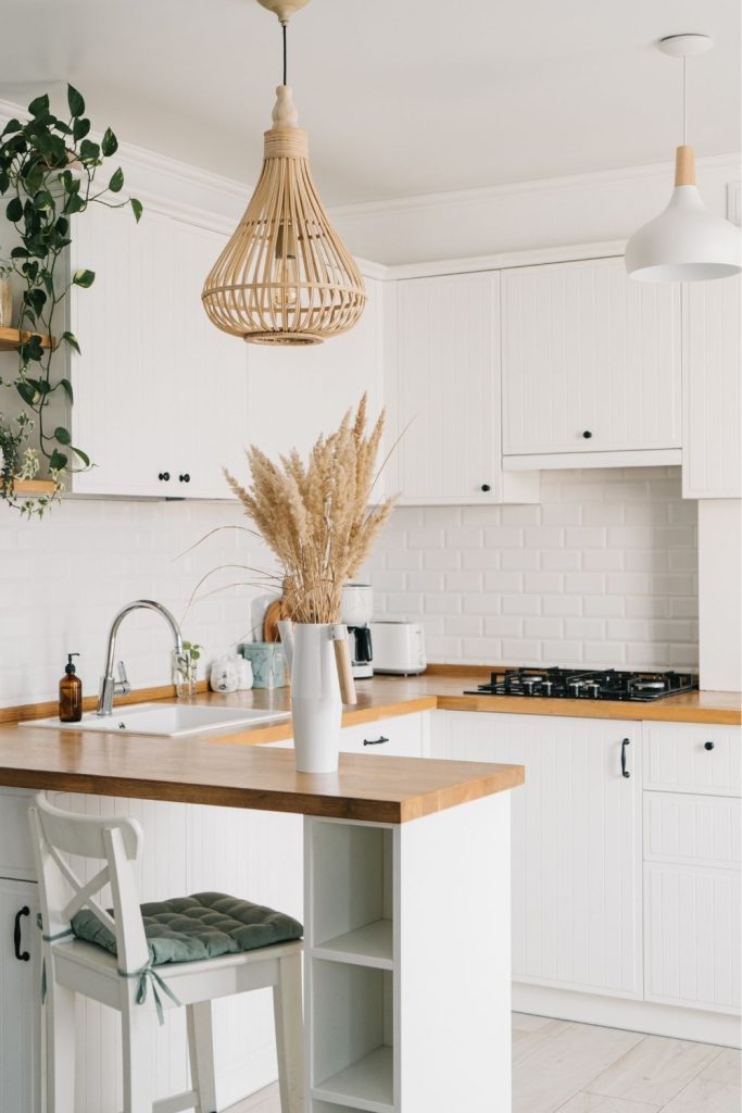 U-Shaped Magic | Small Kitchen Layouts | mini kitchen ideas | tiny kitchen design