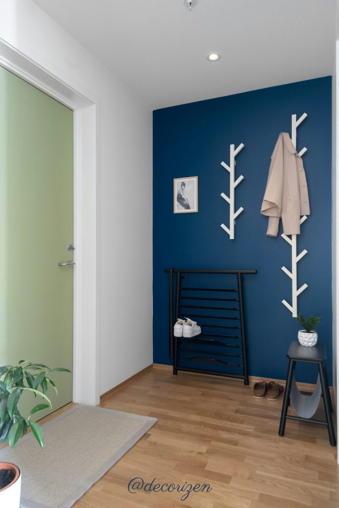 Utilize Vertical Space Storate Ideas
small space organization ideas